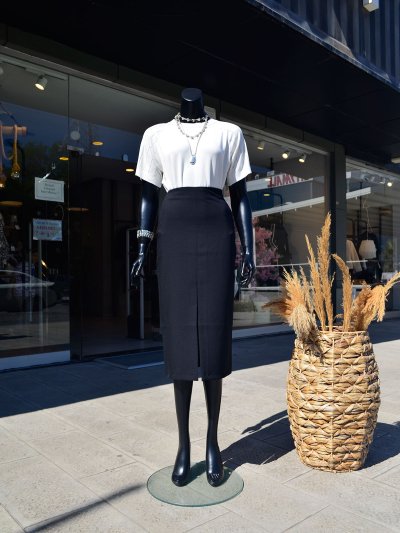 Yırtmaçlı Etek 9833