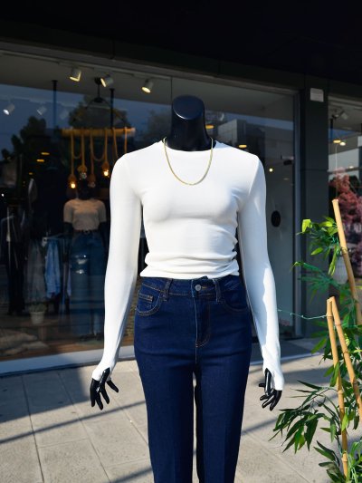 Parmak Geçmeli Bluz