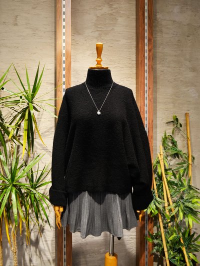 10817 Yarasa Kol Triko Kazak