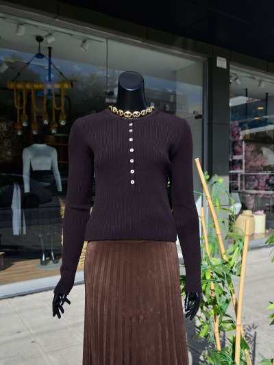 Düğmeli Triko Kazak