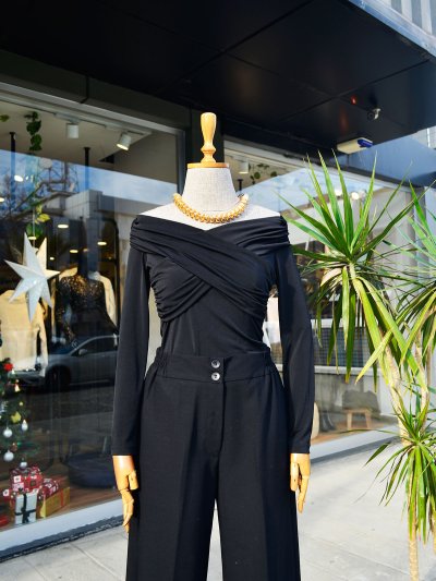 20119 Düşük Omuzlu Bluz