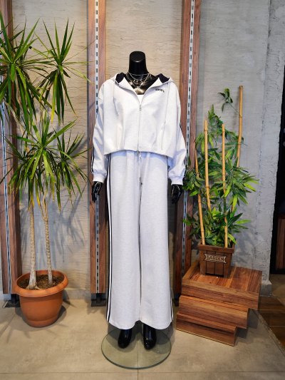 01543 01564 Şerit Detaylı Eşofman Takım