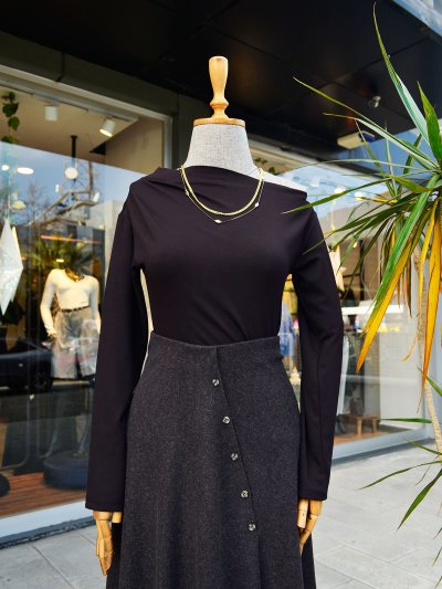 17369 Kayık Yaka Büzgülü Bluz