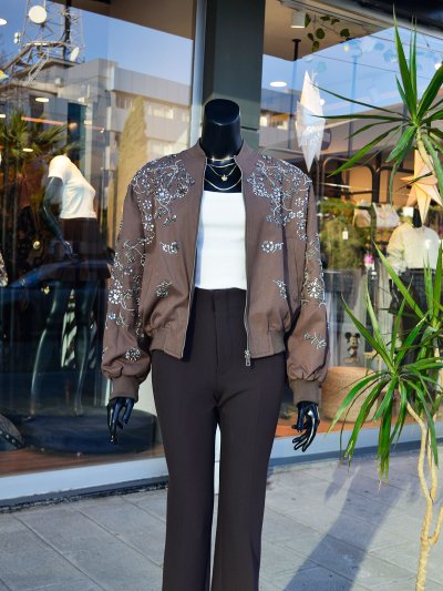 Boncuk İşlemeli Mont