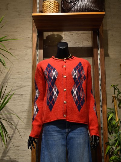 7899 HIRKA